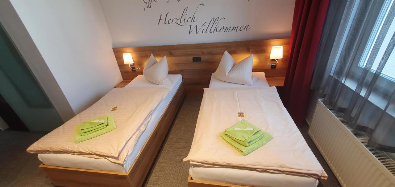 Hotel Wettiner Hof รีซา ภายนอก รูปภาพ